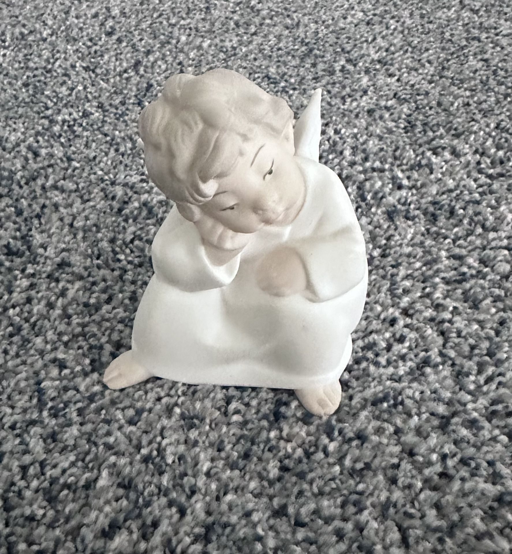 Lladro “Angel Thinking” Figurine 