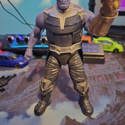 Marvel Legends Infinity War Thanos Build-A-Figure