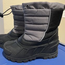 Size 2 Snow Boots