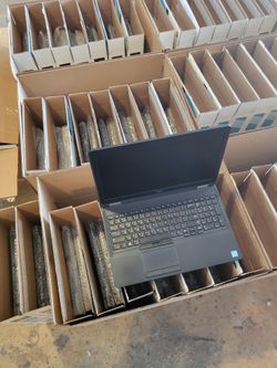A Lot Of 150 Laptop Ready For Shipping