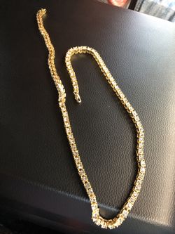 New 18 k yellow gold tennis chain
