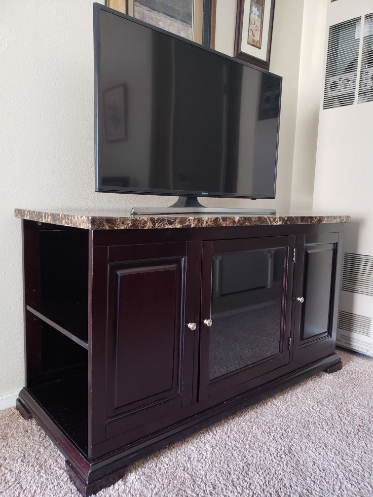 Faux Marble TV Stand/Media Console