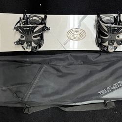 Zuma Snowboard with Flow bindings and Bag