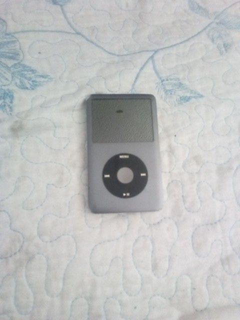 160g I Pod With More Then 2000 Songs Already