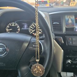 Cambio cadena de oro de 14k por carro o camioneta