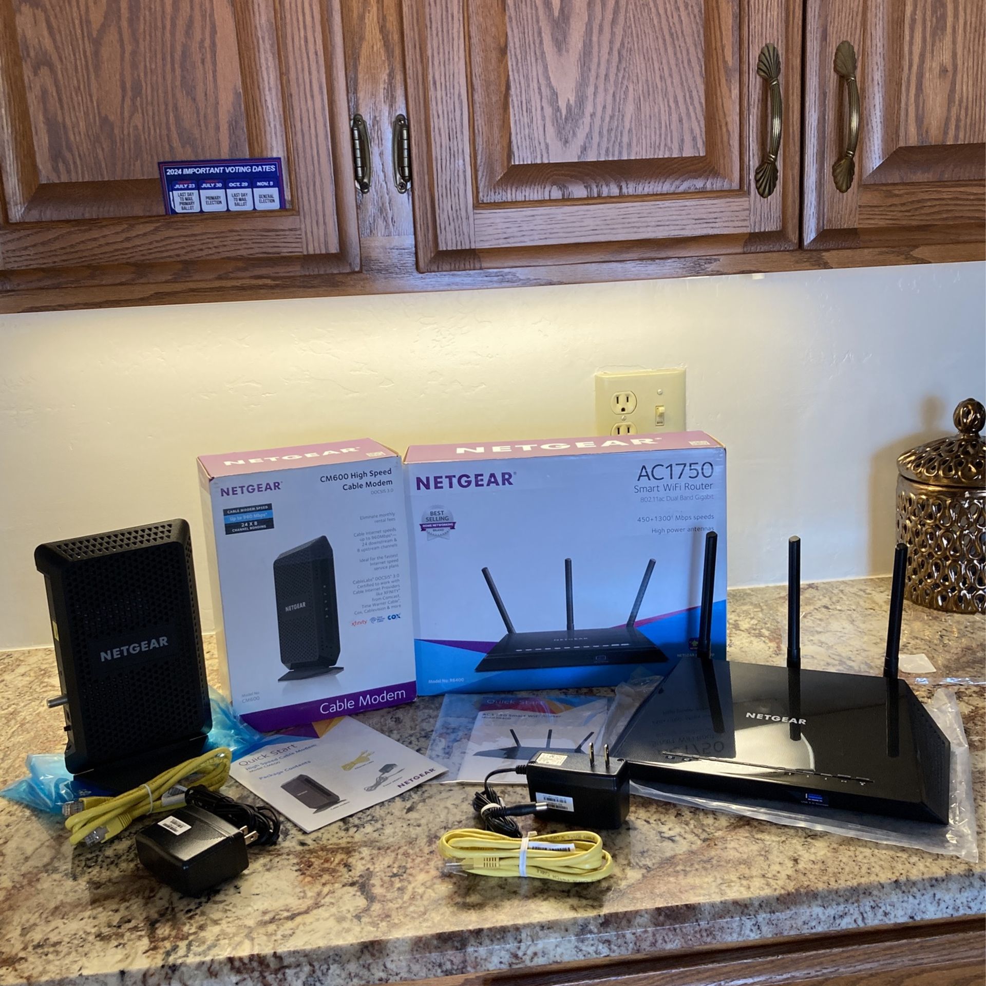Neat gear Cable Modem #cm600 ,smart Wi-Fi Router#ac1750