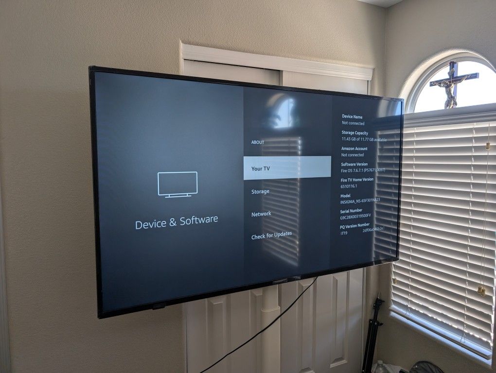 Insignia™ - 65" Class F30 Series LED 4K UHD Smart Fire TV