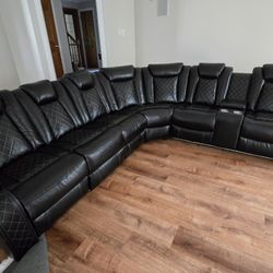 Power Reclining Sectional With LED lights