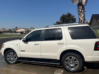 2007 ford explorer third row