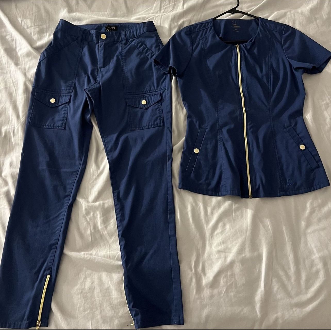 Jaanuu Scrubs Navy Blue Size XS