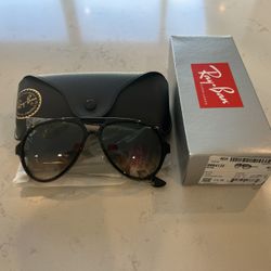 Ray-Ban RB4125 Cats 5000 Aviator Sunglasses