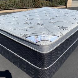 Queen Orthopedic Bamboo Pillow Top!!