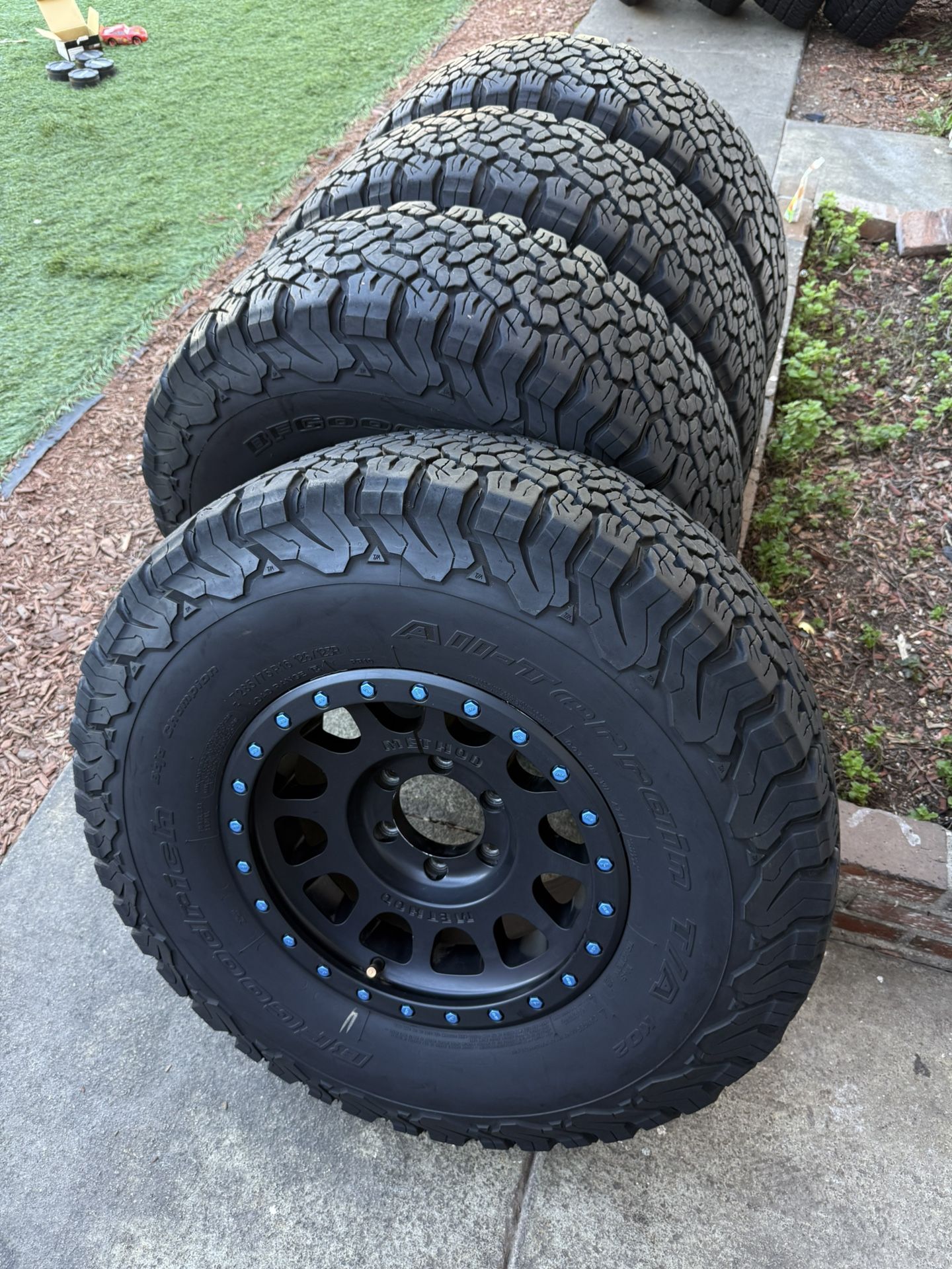Method Toyota Tacoma Rims And Tires 4Runner Rims for Sale in Garden ...