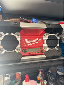 Milwaukee portable job site Radio