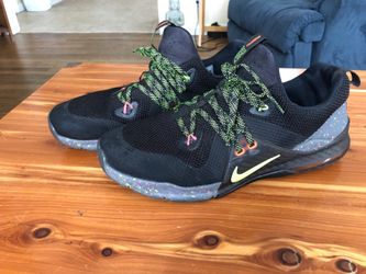 Nike shoes
