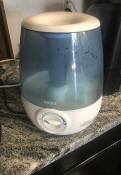 Vick’s humidifier