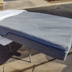 Complete Bed 38" x 75" - Mattress + Frame + Box Spring