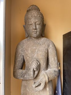Buddha statue