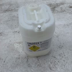 Empty Chemical Approved 5 Gallon Bottles 