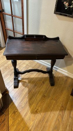 Victorian Desk Dark Oak