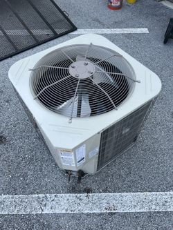 2020 5TON PAYNE/CARRIER 14SEER CONDENSER R410a 