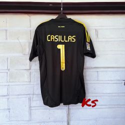Real Madrid Iker Casillas #1 Retro Soccer Jersey Away Black 11/12 Men Size Shirt