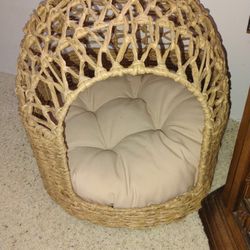 Woven Cat Carrier Bed