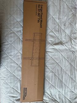 TV mounting kit