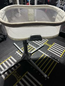 Baby Halo bassinet