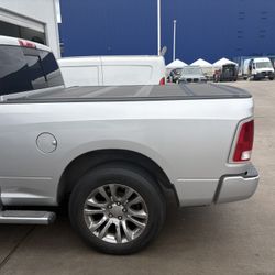 6.4 Ram 1500  Bed Cover Or 2500 Short Bed 