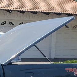 $250$ Snog Top Small Pick Truck 