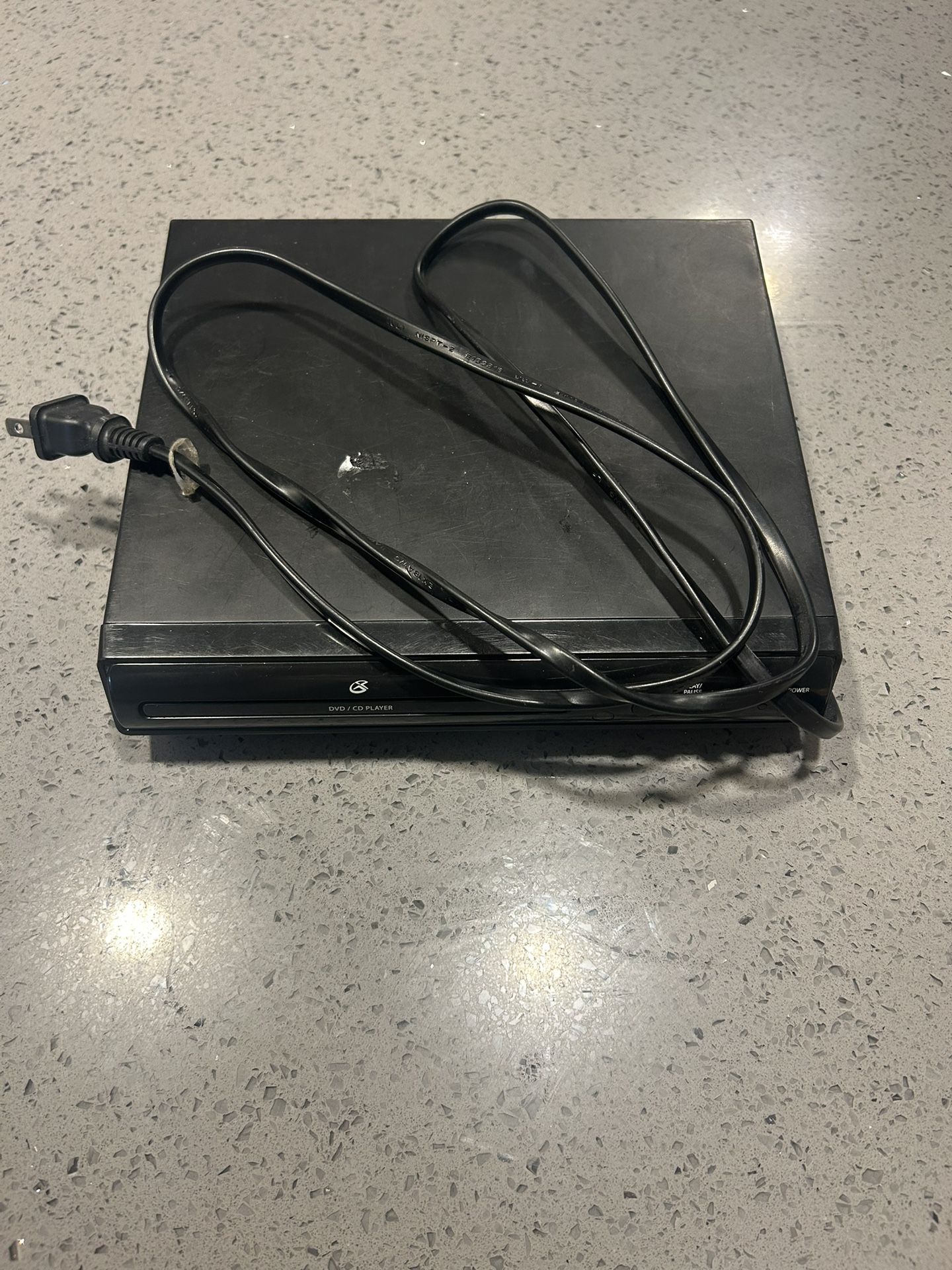 Compact DVD/CD Player