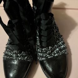 Michael Kors Ankle Books  Size 8