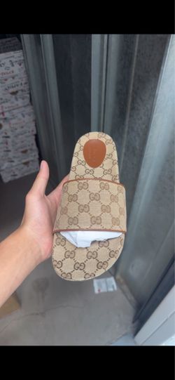 Gucci sandals