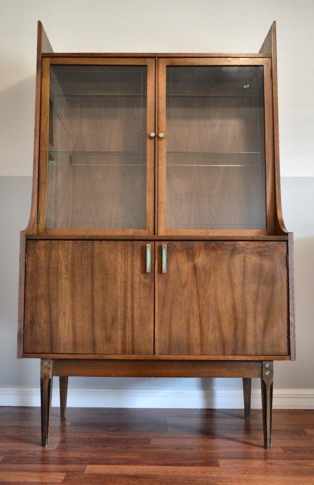 Vintage kroehler Mid Century modern hutch cabinet