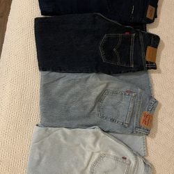 Women’s Levi’s Jeans
