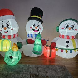 Snowman Christmas Inflatable Decoration 
