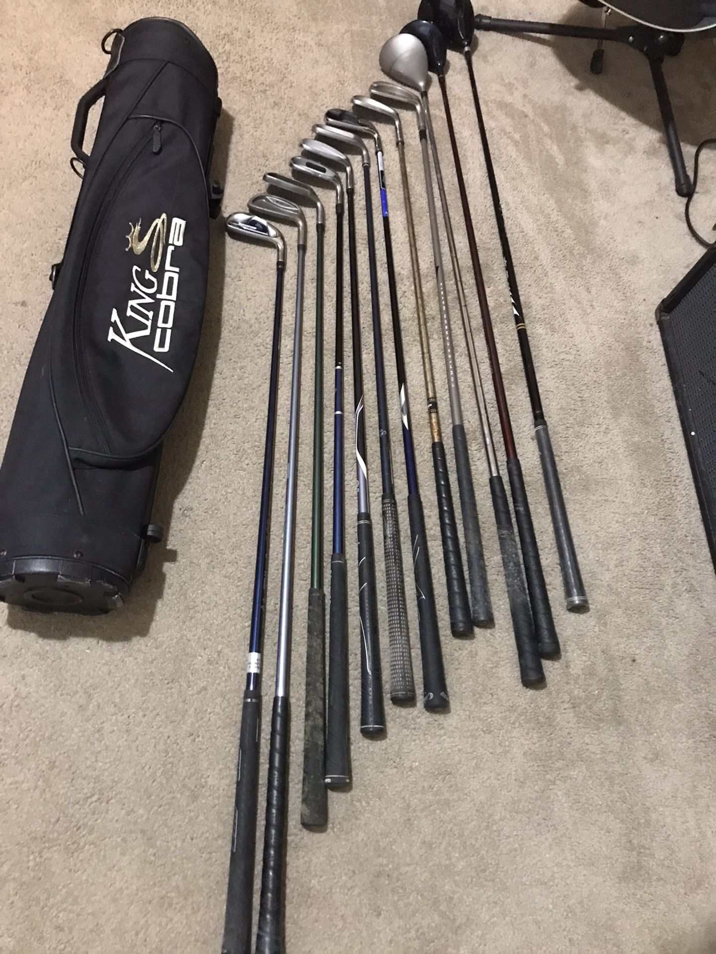 King Cobra Golf Bag With 12 Mixed Clubs for Sale in Foraker, IN OfferUp