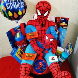 SPIDERMAN BIRTHDAY GIFT BASKET. ( PICK UP IN MODESTO.)