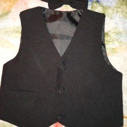 Toddler's Vest & Bow Set(Size 2 & 3) $10 Each Set