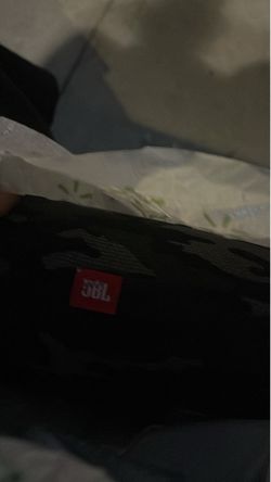 Charge 4 JBL speaker (PICKUP ONLY)