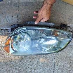 08 To 12 MALIBU RIGHT HEADLIGHT