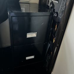 File Cabinet ( 2 Drawers) Vintage 