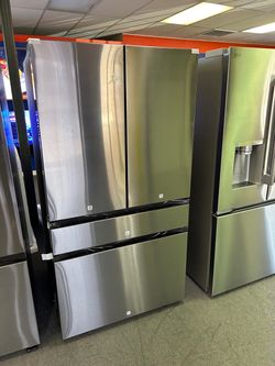 Panel Ready Bespoke Refrigerator!!