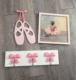 Ballerina girls room decor