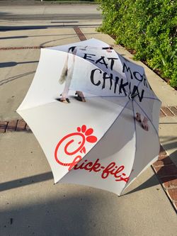 Chick-fil-A "Eat Mor Chikin" Promotional Umbrella (Northridge)
