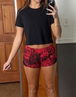 Lululemon Hotty Hot Short II 2.5" *Game Day Lined Shorts Size 6 Red Black Multi LIKE NEW