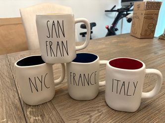 Rae Dunn mugs