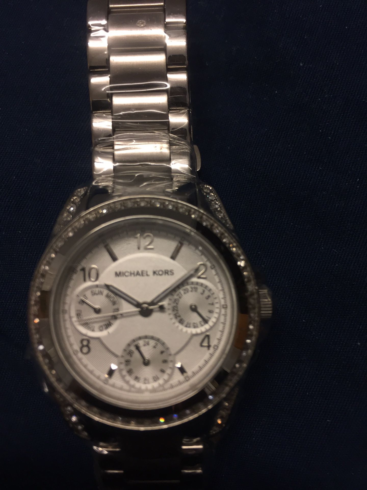 Michael Kors Blair Women's Brand New Watch. MK5612, Sliver tone, Date Calendar. local pickup only , cash only no PayPal