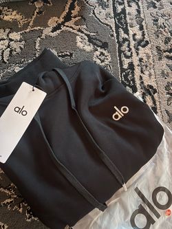 Alo hoodie black SMALL